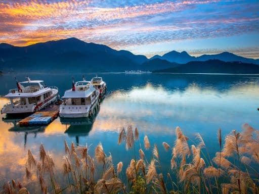 DISCOVER TAIWAN CULTURAL & NATURE